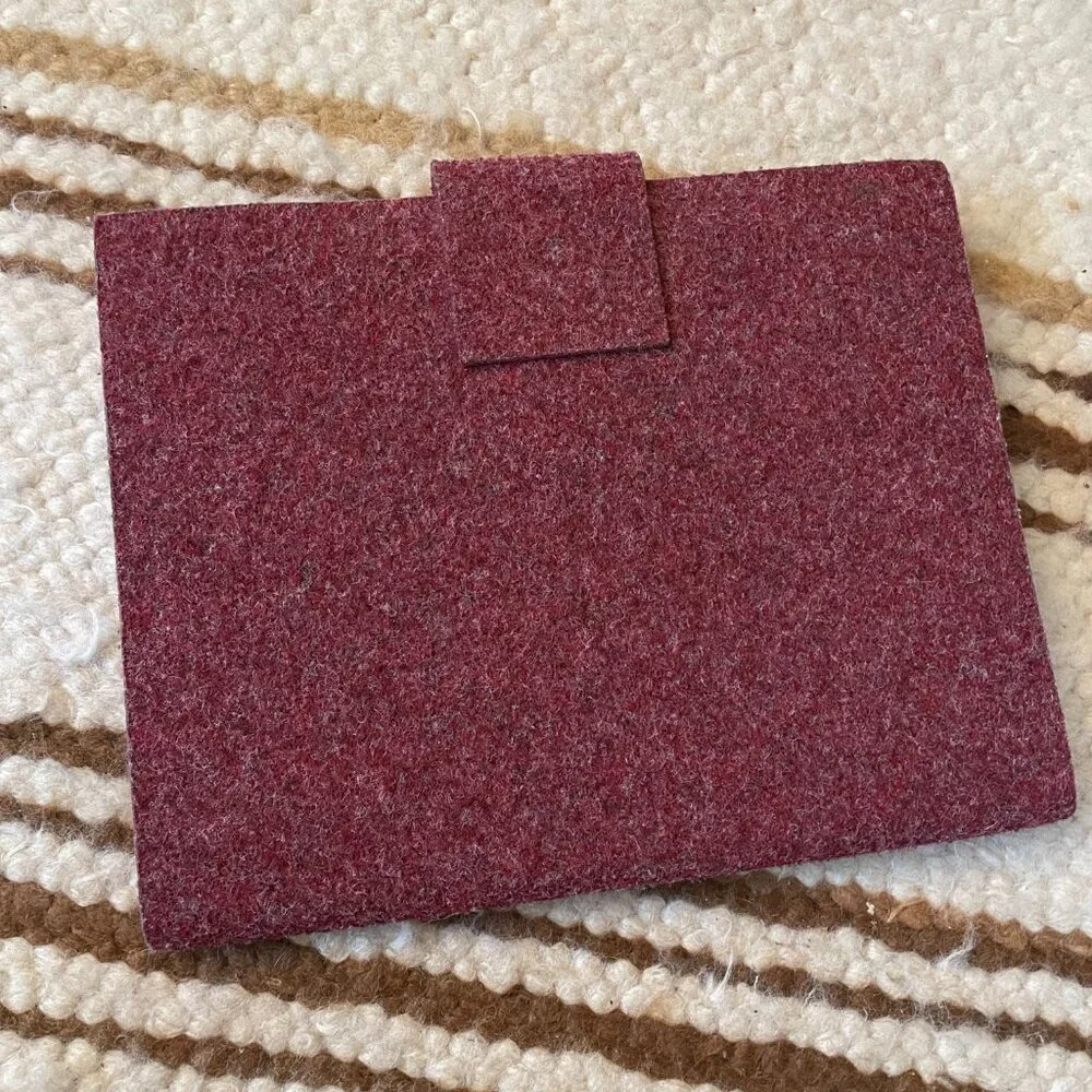 Wool laptop case